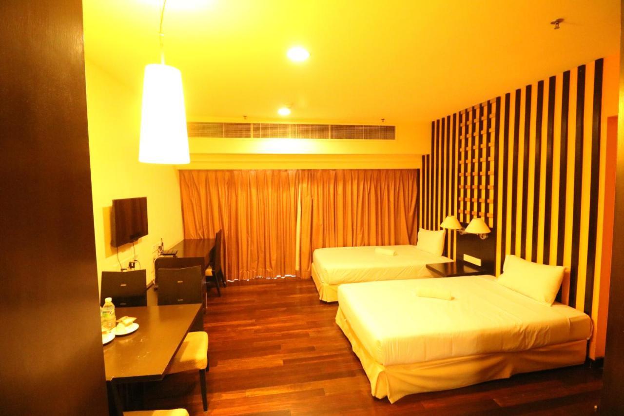Raintree Resort Suites Petaling Jaya Exterior foto